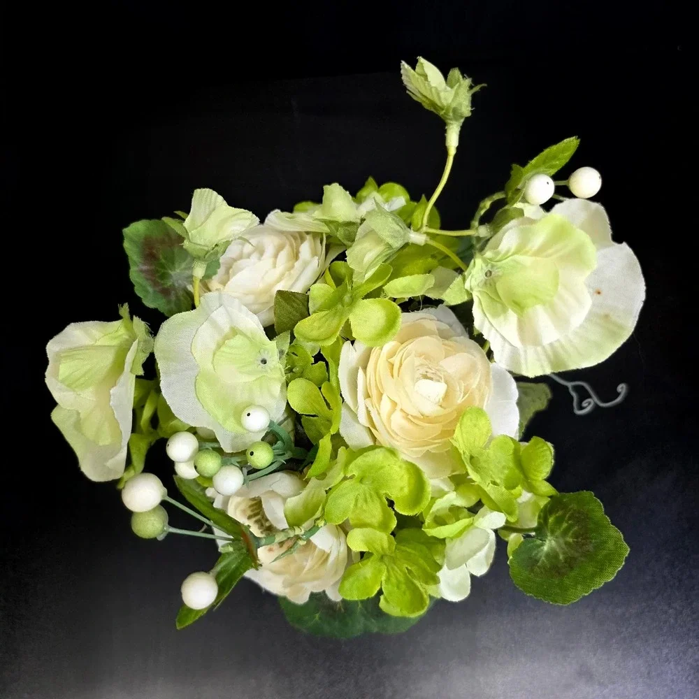 Unbranded Floral Arrangement Unisex Small White Green Faux Rose Hydrangea Urn